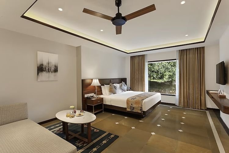 Spacious premium accommodation at The Riverview Retreat Corbett